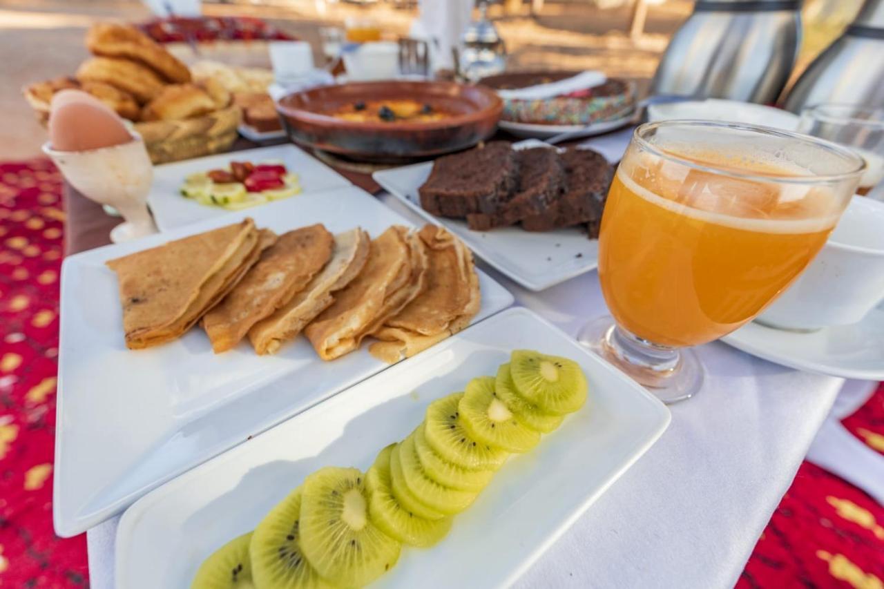 Merzouga Luxury Traditional Camp Εξωτερικό φωτογραφία
